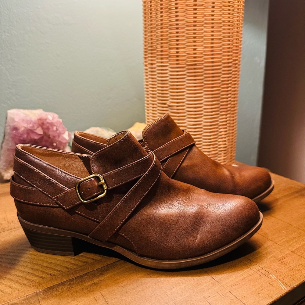 LifeStride Brown Memory Foam Adley Shootie Bootie Whiskey Size 6.5